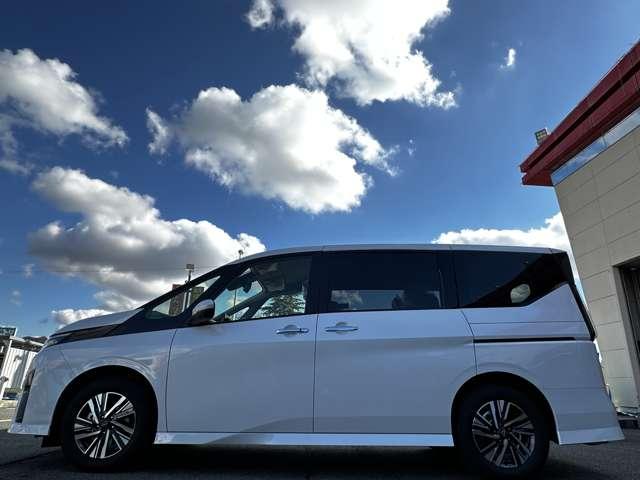 セレナ 日産コネクトナビ アラウンドビューモニター 前後ドライブレコーダー ETC2.0 SOSコール ホットプラスパッケージ インテリジェントルームミラー プロパイロット ワイヤレス充電(71枚目)