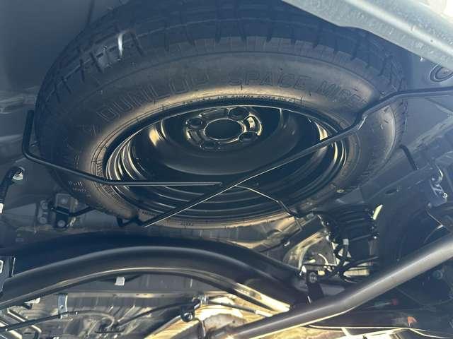 N-VAN 届出済未使用車 ホンダセンシング フルLEDヘッドライト ナビ装着用スペシャルパッケージ 充電用USBジャック Hondaスマートキーシステム 電動格納式リモコンドアミラー IRカット/UVカット機能(48枚目)