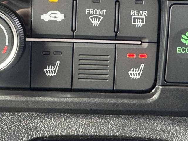 Ｎ－ＢＯＸカスタム ターボ　届出済未使用車　ホンダセンシング　両側パワースライドドア　フルＬＥＤヘッドライト　１５インチアルミホイール　本革巻ステアリングホイール　シートバックテーブル　リアセンターアームレスト　前席シートヒータ（28枚目）