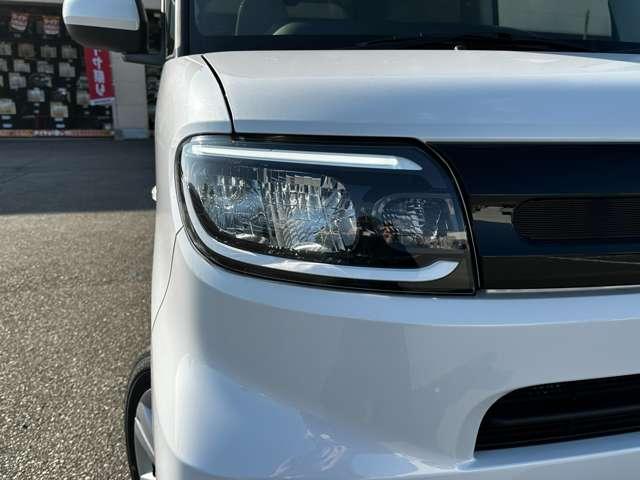 タント Ｘ　届出済未使用車　スマートアシスト　左側パワースライドドア　運転席助手席シートヒーター　電動パーキングブレーキ　オートブレーキホールド　ＵＳＢソケット　フロントセンターアームレスト　シートバックテーブル（10枚目）