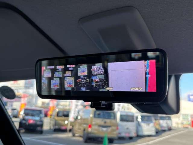 �f�W�^���C���i�[�~���[�𑕔���