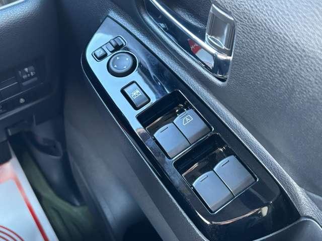 �d���i�[���h�A�~���[�𑕒����ȒP����Ŕ��������\�ł���