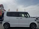 ターボ　届出済未使用車　ホンダセンシング　両側パワースライドドア　フルＬＥＤヘッドライト　１５インチアルミホイール　本革巻ステアリングホイール　シートバックテーブル　リアセンターアームレスト　前席シートヒータ（54枚目）