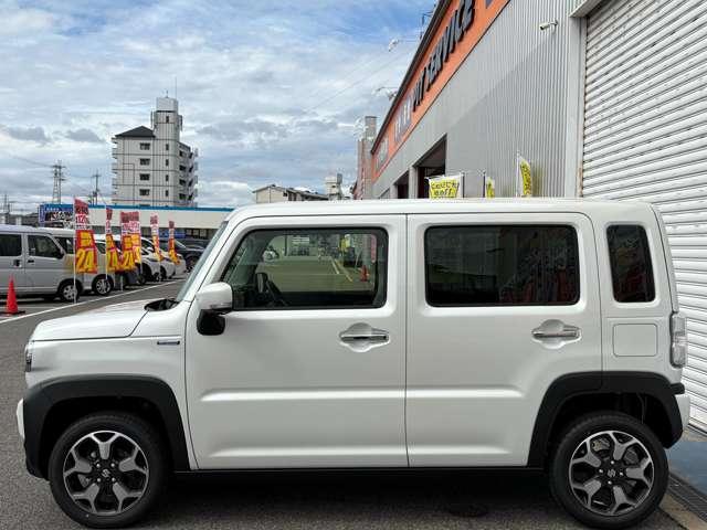 ハスラー ハイブリッドX 届出済未使用車 スズキセーフティサポート LEDヘッドライト LEDフォグランプ 前席シートヒーター パーソナルテーブル スマートキー プッシュスタート 15インチアルミホイール USB電源ソケット(11枚目)