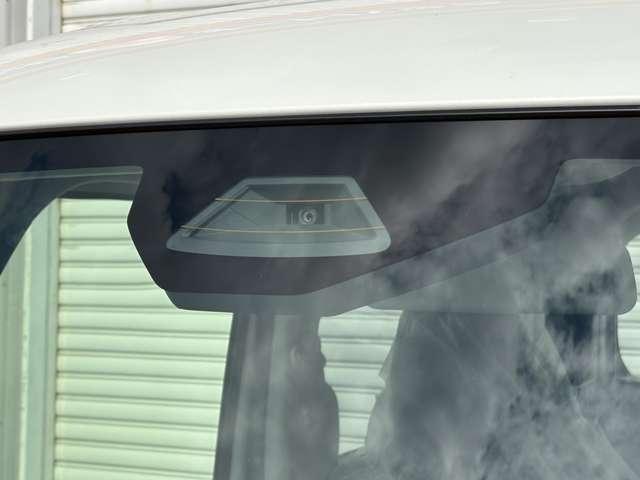 スペーシアカスタム ハイブリッドＸＳターボ　届出済未使用車　両側パワースライドドア　スズキセーフティサポート　電動パーキングブレーキ　ブレーキホールド　ＬＥＤヘッドライト・フォグランプ　オットマン　スリムサーキュレーター　ＵＳＢ電源ソケット（16枚目）