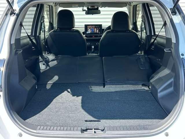 ライズ Ｚ　ワンオーナー車　パノラミックビュモニター　アクセサリーコンセント　前席シートヒーター　ケンウッド９インチメモリーナビ　フルセグＴＶ　ナビ連動前後ドライブレコーダー　ＥＴＣ　純正１７インチアルミホイール（62枚目）