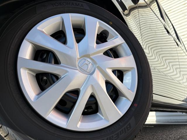 N-BOX ベースグレード 届出済未使用車 パワースライドドア ホンダセンシング LEDヘッドライト ロールサンシェード プッシュスタート 電動格納式ドアミラー 電動パーキングブレーキ ブレーキホールド シートヒーター(12枚目)