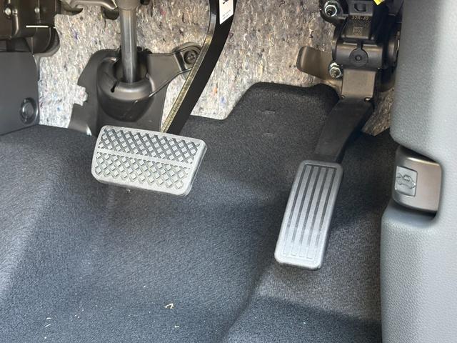 N-BOX ベースグレード 届出済未使用車 パワースライドドア ホンダセンシング LEDヘッドライト ロールサンシェード プッシュスタート 電動格納式ドアミラー 電動パーキングブレーキ ブレーキホールド シートヒーター(35枚目)