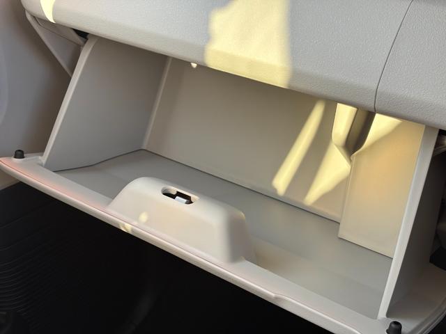 N-BOX ベースグレード 届出済未使用車 パワースライドドア ホンダセンシング LEDヘッドライト ロールサンシェード プッシュスタート 電動格納式ドアミラー 電動パーキングブレーキ ブレーキホールド シートヒーター(51枚目)