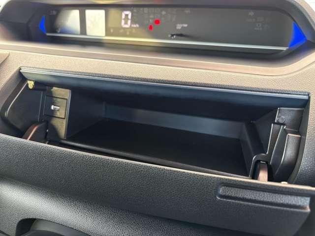 タント カスタムRS 届出済未使用車 両側パワースライドドア LEDヘッドライト LEDフォグランプ 前席シートヒーター スマートアシスト 電動パーキングブレーキ ブレーキホールド 純正バックカメラ 衝突被害軽減ブレーキ(28枚目)