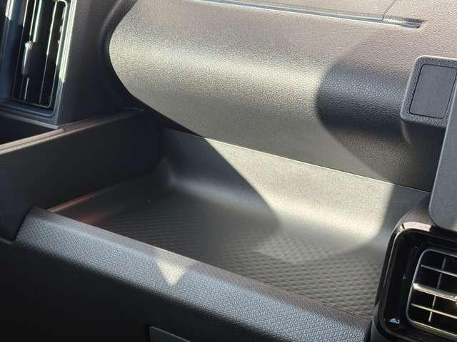 タント カスタムRS 届出済未使用車 両側パワースライドドア LEDヘッドライト LEDフォグランプ 前席シートヒーター スマートアシスト 電動パーキングブレーキ ブレーキホールド 純正バックカメラ 衝突被害軽減ブレーキ(46枚目)