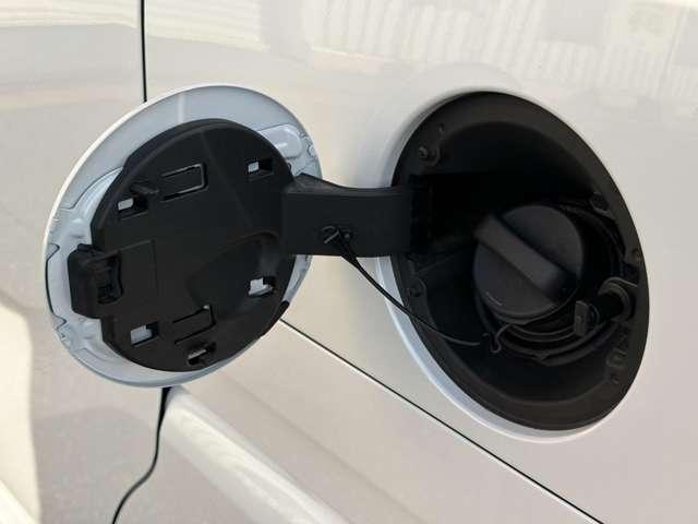 タント カスタムRS 届出済未使用車 両側パワースライドドア LEDヘッドライト LEDフォグランプ 前席シートヒーター スマートアシスト 電動パーキングブレーキ ブレーキホールド 純正バックカメラ 衝突被害軽減ブレーキ(57枚目)