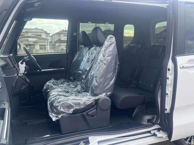 タント カスタムRS 届出済未使用車 両側パワースライドドア LEDヘッドライト LEDフォグランプ 前席シートヒーター スマートアシスト 電動パーキングブレーキ ブレーキホールド 純正バックカメラ 衝突被害軽減ブレーキ(58枚目)