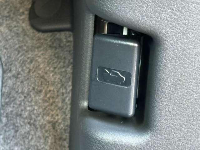 ワゴンＲスマイル Ｇ　届出済未使用車　スズキセーフティサポート　両側スライドドア　シートバックポケット　プッシュスタート　電動格納式リモコンドアミラー　アクセサリーソケット　パーキングセンサー　ハイビームアシスト（31枚目）