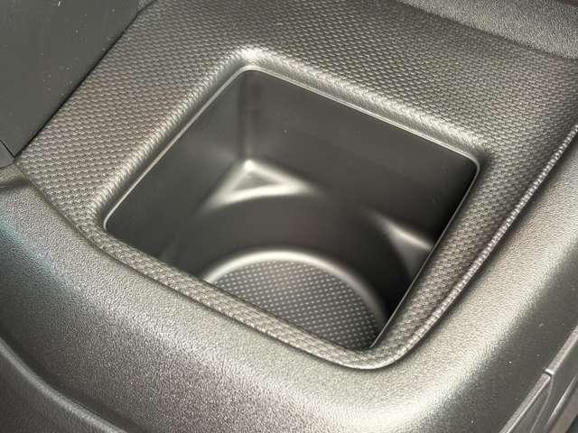 スペーシアカスタム ハイブリッドＸＳターボ　届出済未使用車　両側パワースライドドア　スリムサーキュレーター　オットマン　スズキセーフティサポート　電動パーキングブレーキ　ブレーキホールド　ヘッドアップディスプレイ　ステアリングヒーター（27枚目）