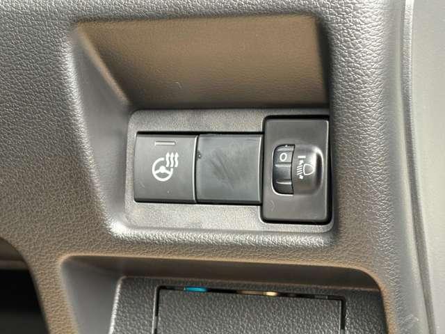 スペーシアカスタム ハイブリッドＸＳターボ　届出済未使用車　両側パワースライドドア　スリムサーキュレーター　オットマン　スズキセーフティサポート　電動パーキングブレーキ　ブレーキホールド　ヘッドアップディスプレイ　ステアリングヒーター（30枚目）