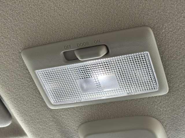 スペーシアカスタム ハイブリッドＸＳターボ　届出済未使用車　両側パワースライドドア　スリムサーキュレーター　オットマン　スズキセーフティサポート　電動パーキングブレーキ　ブレーキホールド　ヘッドアップディスプレイ　ステアリングヒーター（37枚目）