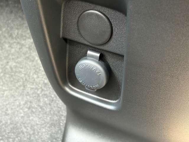 スペーシアカスタム ハイブリッドＸＳターボ　届出済未使用車　両側パワースライドドア　スリムサーキュレーター　オットマン　スズキセーフティサポート　電動パーキングブレーキ　ブレーキホールド　ヘッドアップディスプレイ　ステアリングヒーター（44枚目）