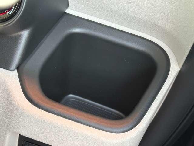 Ｎ－ＢＯＸ ベースグレード　届出済未使用車　パワースライドドア　ホンダセンシング　ＬＥＤヘッドライト　ロールサンシェード　プッシュスタート　電動格納式ドアミラー　電動パーキングブレーキ　ブレーキホールド　シートヒーター（28枚目）