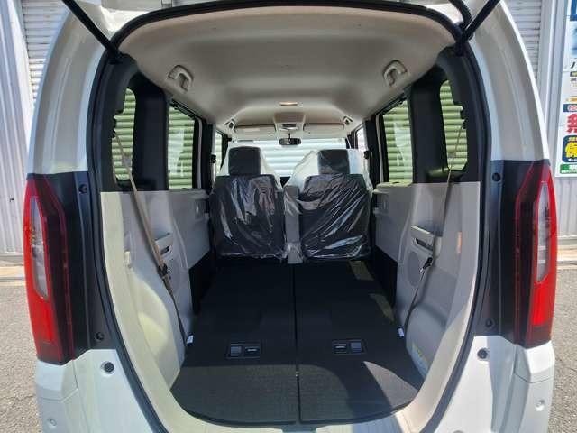 Ｎ－ＢＯＸ ベースグレード　届出済未使用車　パワースライドドア　ホンダセンシング　ＬＥＤヘッドライト　ロールサンシェード　プッシュスタート　電動格納式ドアミラー　電動パーキングブレーキ　ブレーキホールド　シートヒーター（56枚目）