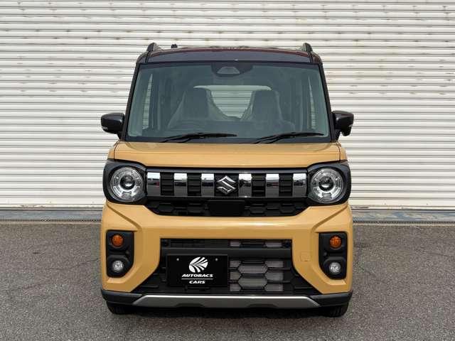 スペーシアギア ハイブリッドＸＺ　ターボ　届出済未使用車　　ナビ　バックカメラ　ＥＴＣ　ドラレコ　フロアマット　ドアバイザー　ボディガラスコーティング　フロントガラス撥水施工　両側パワスラ　オットマン　スリムサーキュレーター　ＨＵＤ（2枚目）