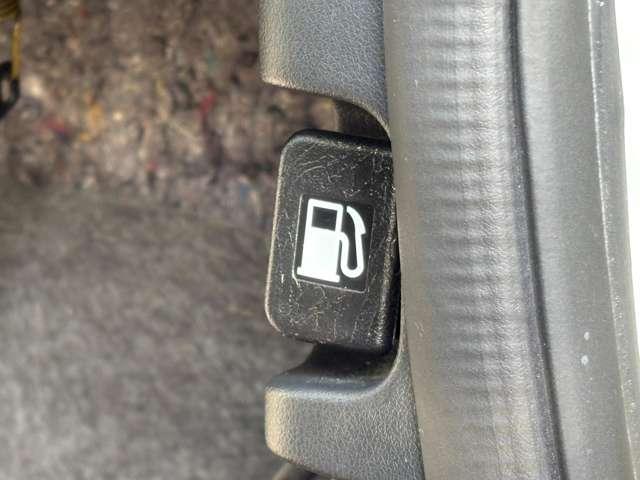 Ｎ－ＢＯＸカスタム Ｇ　ＳＳパッケージ　ユーザー買取車　メモリーナビ　フルセグＴＶ　ＥＴＣ　ドライブレコーダー　衝突被害軽減ブレーキ　両側パワースライドドア　前席シートヒーター　シートバックテーブル　ＨＩＤヘッドライト　ＬＥＤフォグランプ（37枚目）