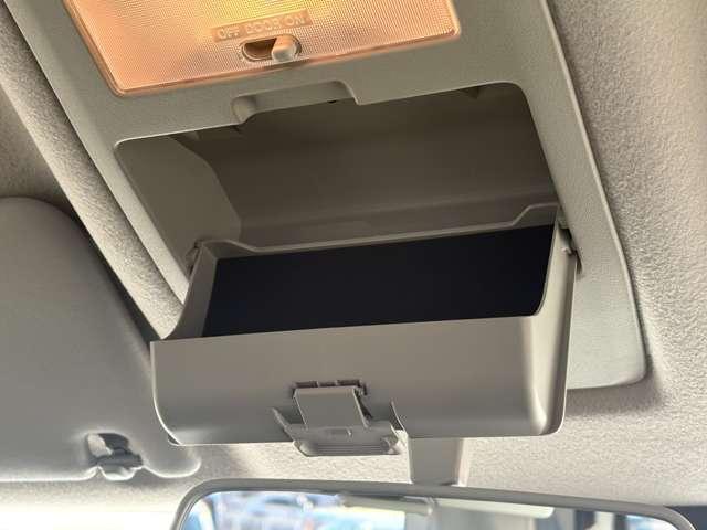 �������[���t���Ă��܂����T���O���X�Ȃǂ����[�o���܂���