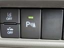 ＰＡリミテッド　届出済未使用車　スズキセーフティサポート　両側スライドドア　ＵＳＢ電源ソケット　ＡＭ／ＦＭラジオ　キーレスキー　スペアタイヤ　衝突被害軽減ブレーキ　クリアランスソナー（25枚目）