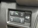 ハイブリッドX 届出済未使用車 スズキセーフティサポート LEDヘッドライト LEDフォグランプ 前席シートヒーター パーソナルテーブル スマートキー プッシュスタート 15インチアルミホイール USB電源ソケット(31枚目)