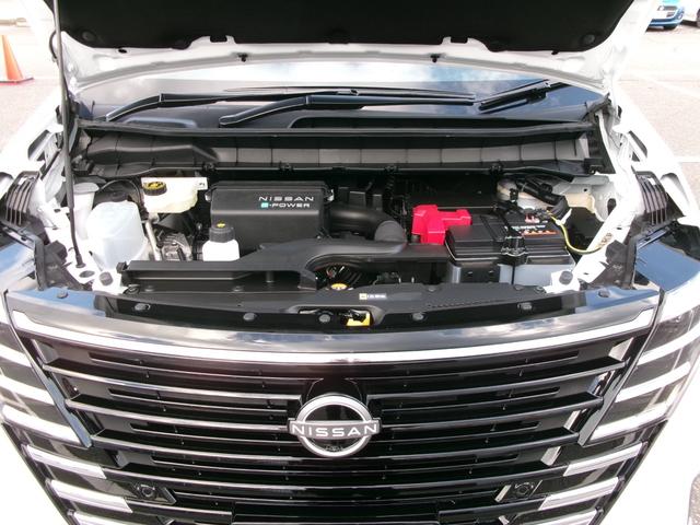 セレナ ｅ－パワー　ハイウェイスターＶ　登録済未使用車アラモニ＋ルームミラー／ドラレコ前後／ＬＥＤヘッドライト／１２．３型コネクトナビ／ＥＴＣ２．０／ホットプラスＰＫＧ／ＳＯＳコール（49枚目）