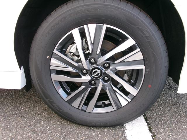 セレナ ｅ－パワー　ハイウェイスターＶ　登録済未使用車アラモニ＋ルームミラー／ドラレコ前後／ＬＥＤヘッドライト／１２．３型コネクトナビ／ＥＴＣ２．０／ホットプラスＰＫＧ／ＳＯＳコール（54枚目）