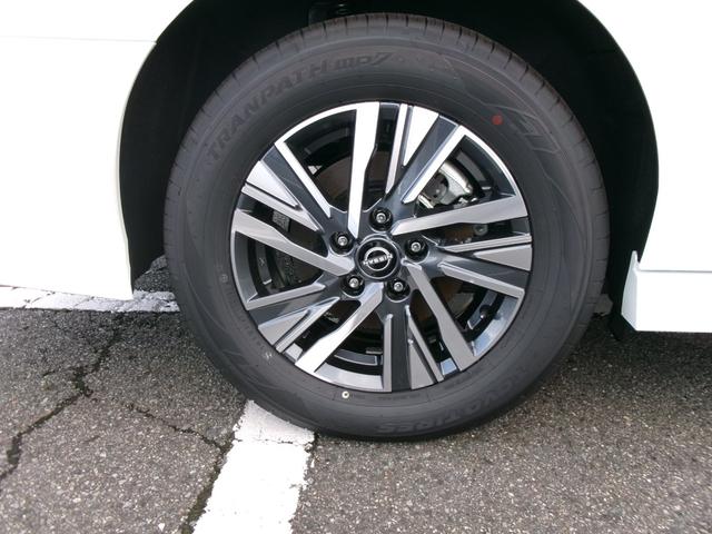 セレナ ｅ－パワー　ハイウェイスターＶ　登録済未使用車アラモニ＋ルームミラー／ドラレコ前後／ＬＥＤヘッドライト／１２．３型コネクトナビ／ＥＴＣ２．０／ホットプラスＰＫＧ／ＳＯＳコール（57枚目）