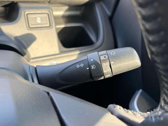 ソリオバンディット ハイブリッドSV 衝突軽減ブレーキ メモリーナビ 全方位カメラ フロントドライブレコーダー LEDヘッドライト フォグランプ 左側電動スライドドア 15インチアルミホイル 運転席シートヒーター 本革巻きステアリング(30枚目)