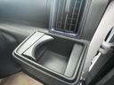 運転席側のドリンクホルダーです♪