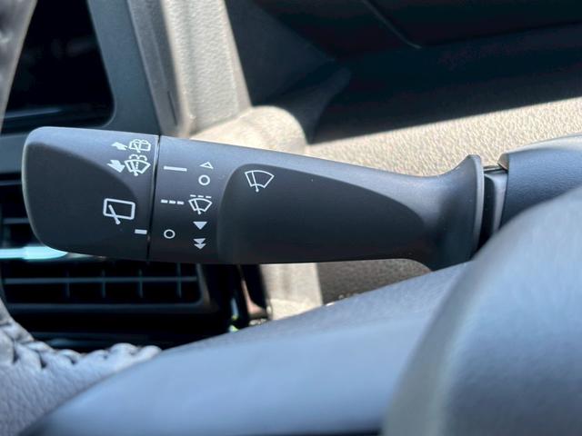 タント カスタムＲＳ　届出済未使用車　衝突被害軽減ブレーキ　スマートキー２本　ターボ　両側パワースライドドア　ＬＥＤヘッドライト　ＬＥＤフォグ　オートエアコン　シートヒーター　１５インチアルミホイール電動パーキングブレーキ（41枚目）