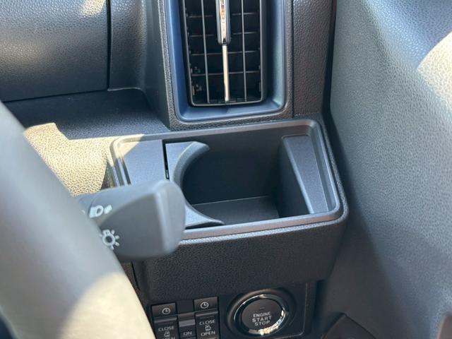 タント カスタムＲＳ　届出済未使用車　衝突被害軽減ブレーキ　スマートキー２本　ターボ　両側パワースライドドア　ＬＥＤヘッドライト　ＬＥＤフォグ　オートエアコン　シートヒーター　１５インチアルミホイール電動パーキングブレーキ（52枚目）