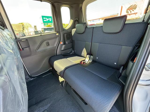 タント カスタムＲＳ　届出済未使用車　衝突被害軽減ブレーキ　スマートキー２本　ターボ　両側パワースライドドア　ＬＥＤヘッドライト　ＬＥＤフォグ　オートエアコン　シートヒーター　１５インチアルミホイール電動パーキングブレーキ（67枚目）