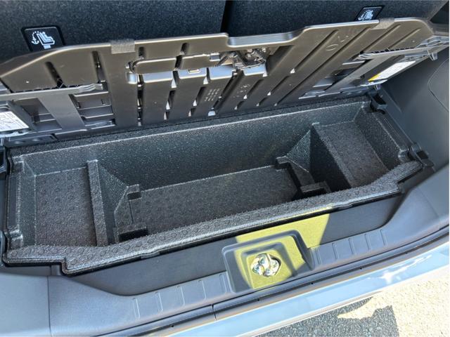 タント カスタムＲＳ　届出済未使用車　衝突被害軽減ブレーキ　スマートキー２本　ターボ　両側パワースライドドア　ＬＥＤヘッドライト　ＬＥＤフォグ　オートエアコン　シートヒーター　１５インチアルミホイール電動パーキングブレーキ（80枚目）