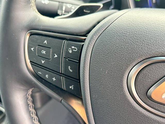 LS LS500h Iパッケージ 衝突被害軽減ブレーキ サンルーフ 純正ナビ 全方位カメラ ETC 黒本革シート パワーシート シートヒーター シートベンチレーション 20インチアルミ 電動トランク スマートキー2本 カードキー1本(41枚目)