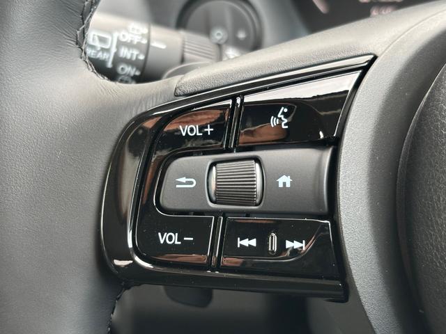 ヴェゼル ｅ：ＨＥＶ　Ｚ　登録済未使用車　ホンダコネクトナビ　全方位カメラ　ＥＴＣ２．０　ＬＥＤヘッドライト　パワーバックドア　前席シートヒーター　ステアリングヒーター　プレミアムオーディオ　ブラインドスポットモニター（40枚目）