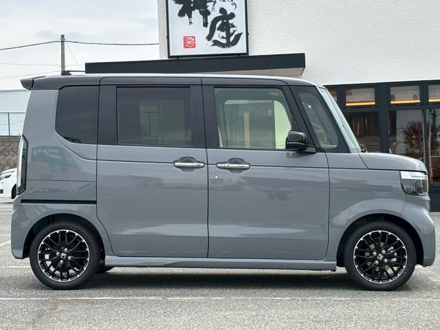 N-BOXカスタム ターボコーディネートスタイル 届出済未使用車 ホンダセンシング 両側パワースライドドア LEDヘッドライト LEDフォグ アダプティブクルーズ 電動パーキングブレーキ シートヒーター運転席助手席 オートエアコン スマートキー2本(18枚目)