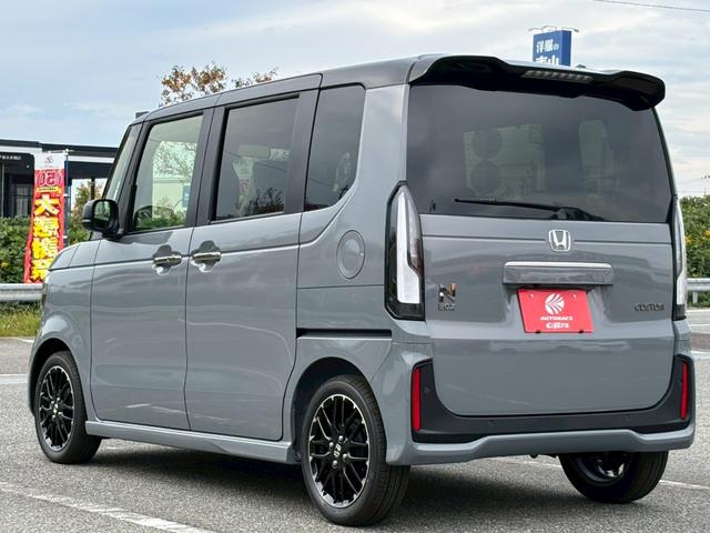 N-BOXカスタム ターボコーディネートスタイル 届出済未使用車 ホンダセンシング 両側パワースライドドア LEDヘッドライト LEDフォグ アダプティブクルーズ 電動パーキングブレーキ シートヒーター運転席助手席 オートエアコン スマートキー2本(19枚目)