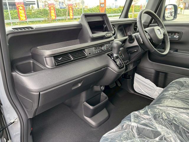 N-BOXカスタム ターボコーディネートスタイル 届出済未使用車 ホンダセンシング 両側パワースライドドア LEDヘッドライト LEDフォグ アダプティブクルーズ 電動パーキングブレーキ シートヒーター運転席助手席 オートエアコン スマートキー2本(35枚目)
