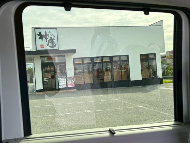 N-BOX ベースグレード 届出済未使用車 ホンダセンシング 助手席側パワースライドドア LEDヘッドライト アダプティブクルーズコントロール 電動パーキングブレーキ シートヒーター運転席助手席 スマートキー2本(58枚目)