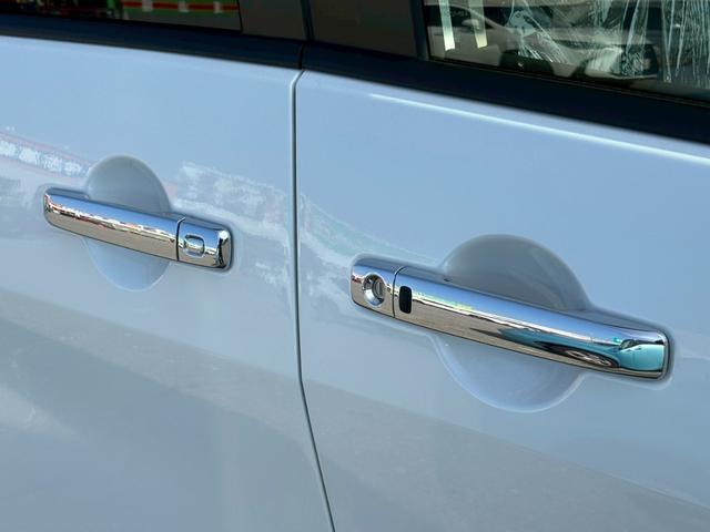 セレナ ｅ－パワー　ハイウェイスターＶ　ニッサンコネクトナビ　アラウンドビューモニター　インテリジェントルームミラー　ブラインドスポットモニター　ＥＴＣ２．０　前後ドラレコ　前後４席シートヒーター　ステアリングヒーター　マット　バイザー（26枚目）