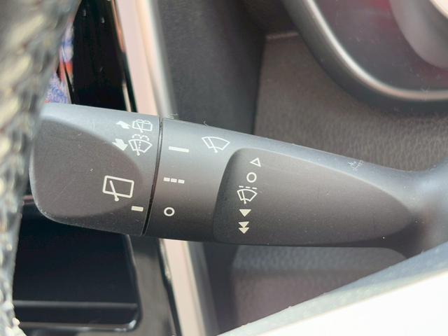 トール カスタムＧ　ターボ　ＳＡＩＩ　衝突被害軽減ブレーキ　両側パワースライドドア　ＬＥＤヘッドライト　ＬＥＤフォグ　１５インチアルミ　オートクルーズ　メモリーナビ　フルセグＴＶ　バックカメラ　ＥＴＣ　オートエアコン　スマートキー２本（40枚目）