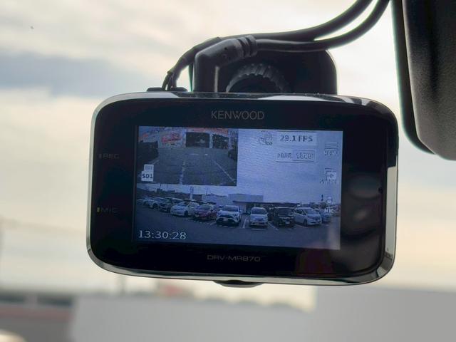 トール カスタムＧ　ターボ　ＳＡＩＩ　衝突被害軽減ブレーキ　両側パワースライドドア　ＬＥＤヘッドライト　ＬＥＤフォグ　１５インチアルミ　オートクルーズ　メモリーナビ　フルセグＴＶ　バックカメラ　ＥＴＣ　オートエアコン　スマートキー２本（61枚目）