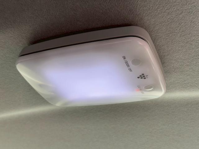 トール カスタムＧ　ターボ　ＳＡＩＩ　衝突被害軽減ブレーキ　両側パワースライドドア　ＬＥＤヘッドライト　ＬＥＤフォグ　１５インチアルミ　オートクルーズ　メモリーナビ　フルセグＴＶ　バックカメラ　ＥＴＣ　オートエアコン　スマートキー２本（64枚目）