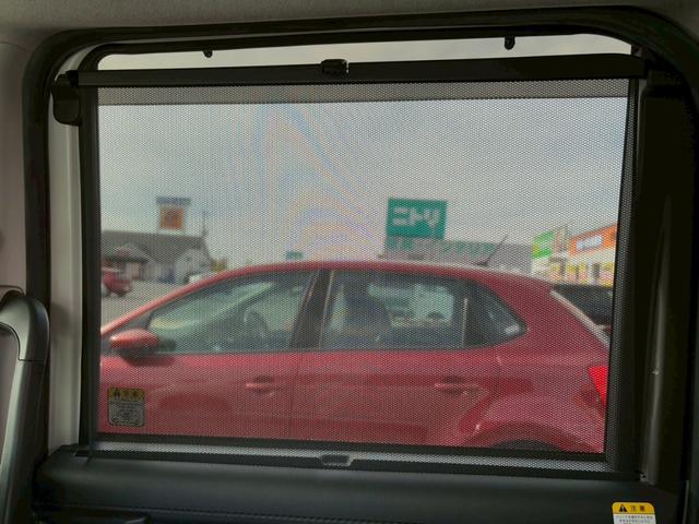 トール カスタムＧ　ターボ　ＳＡＩＩ　衝突被害軽減ブレーキ　両側パワースライドドア　ＬＥＤヘッドライト　ＬＥＤフォグ　１５インチアルミ　オートクルーズ　メモリーナビ　フルセグＴＶ　バックカメラ　ＥＴＣ　オートエアコン　スマートキー２本（68枚目）