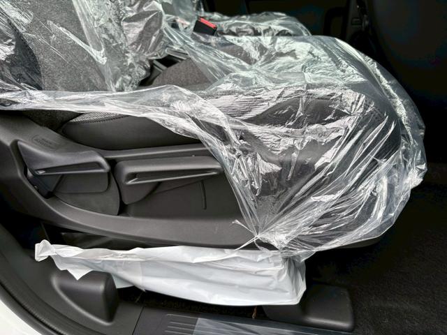 フリード e:HEVエアー EX 6人乗 登録済未使用車 衝突被害軽減ブレーキ 両側電動スライドドア LEDヘッドライト アダプティブクルーズ シートヒーター運転席助手席 ブラインドスポットモニター 15インチアルミ スマートキー2本(38枚目)